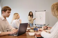 Course in Nonverbal Business Communication for Entrepreneurs