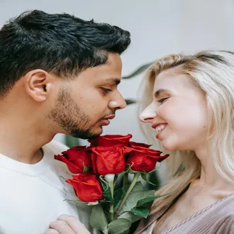 Activities to reconnect with your partner in a single evening - relationship improvement couples