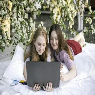 Adolescence and social networks. how do they affect the mental health of young people?