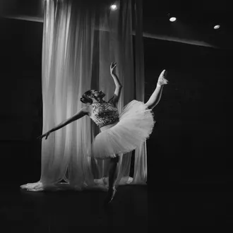 Anticipatory anxiety: how to stop the 'monster' before going on stage