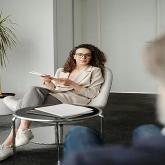 How to improve your communication skills through coaching - coach professional
