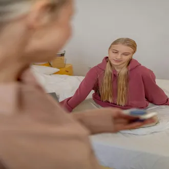 How to prevent generational differences from causing conflicts - family conflict resolution