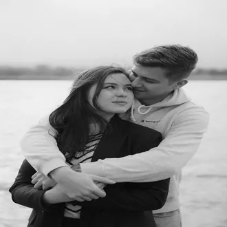 Online versus face-to-face couple coaching - which is better? - couples coach