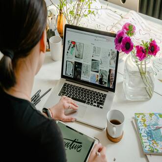 Affordable online education: a complete guide to learning without breaking the bank -  cursos baratos online con certificado