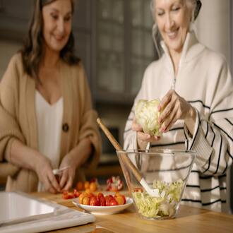 How can nutrition influence sleep quality in older adults? - nutrition geriatrics