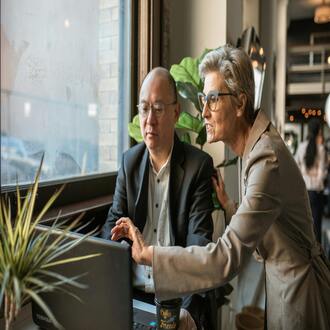 Photo on the resume: yes or no? trends and tips for 2025