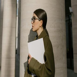 What is workplace gaslighting? practical examples in the office - workplace harassment