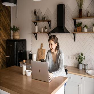 Where can i find free online courses?